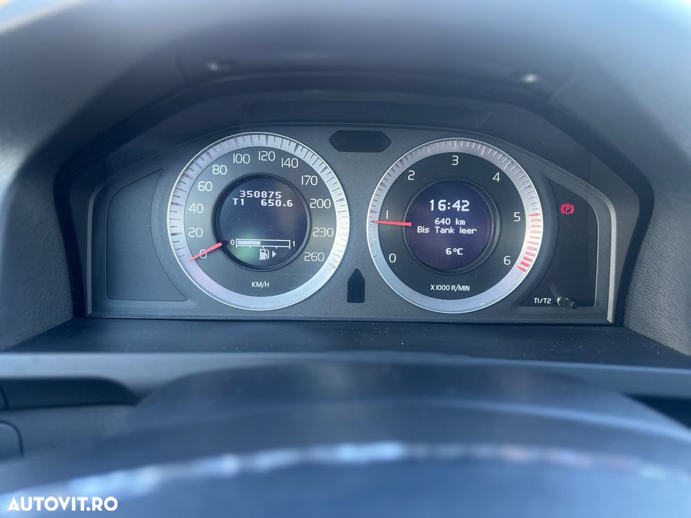 Volvo V60 D3 Start-Stop Summum - 7