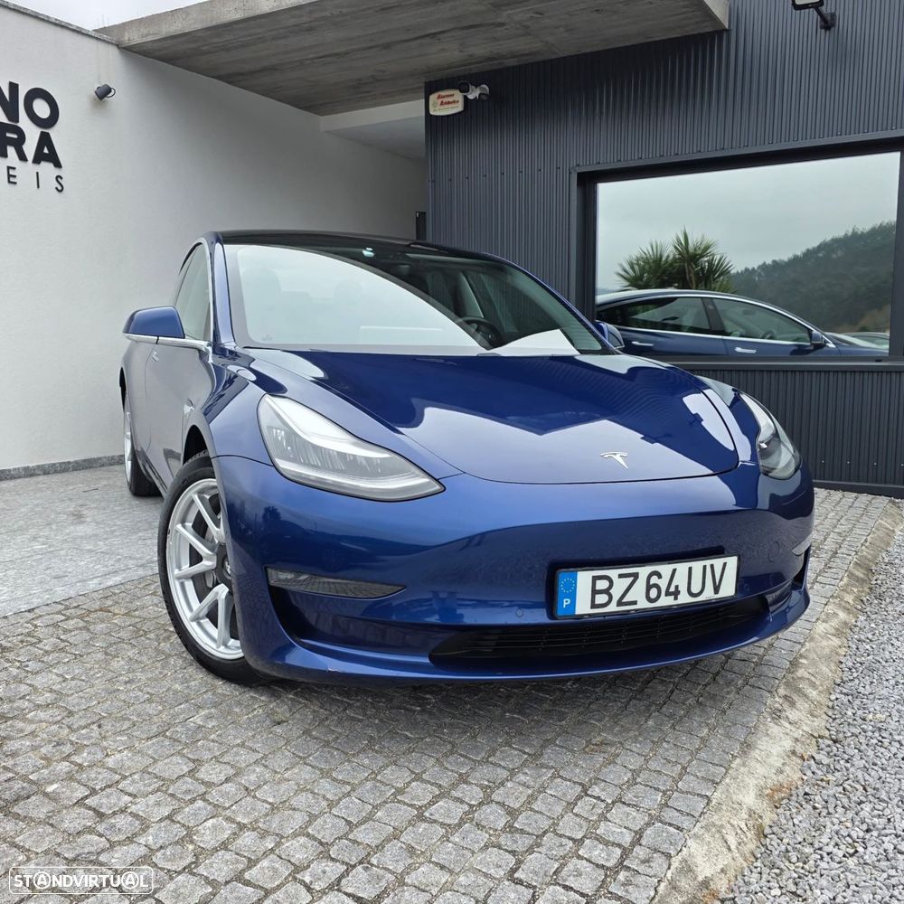 Tesla Model 3 - 15