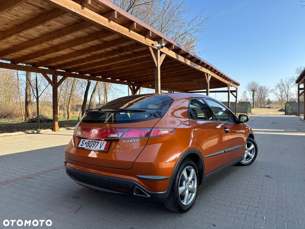 Honda Civic 1.8 Comfort - 2