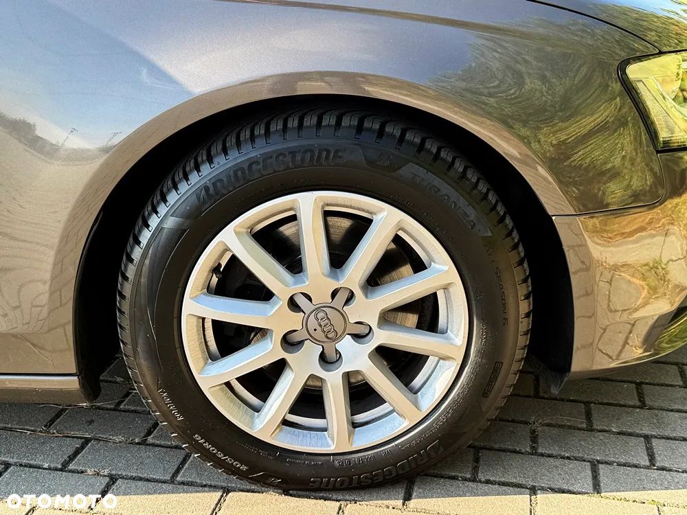 Audi A4 Avant 2.0 TDI - 17