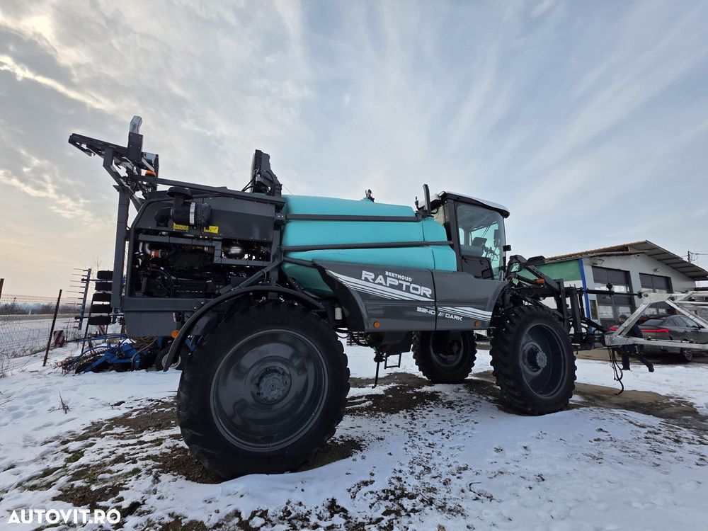 Berthoud raptor dark 5240 - 7