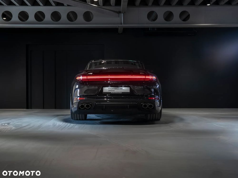 Porsche Panamera - 4