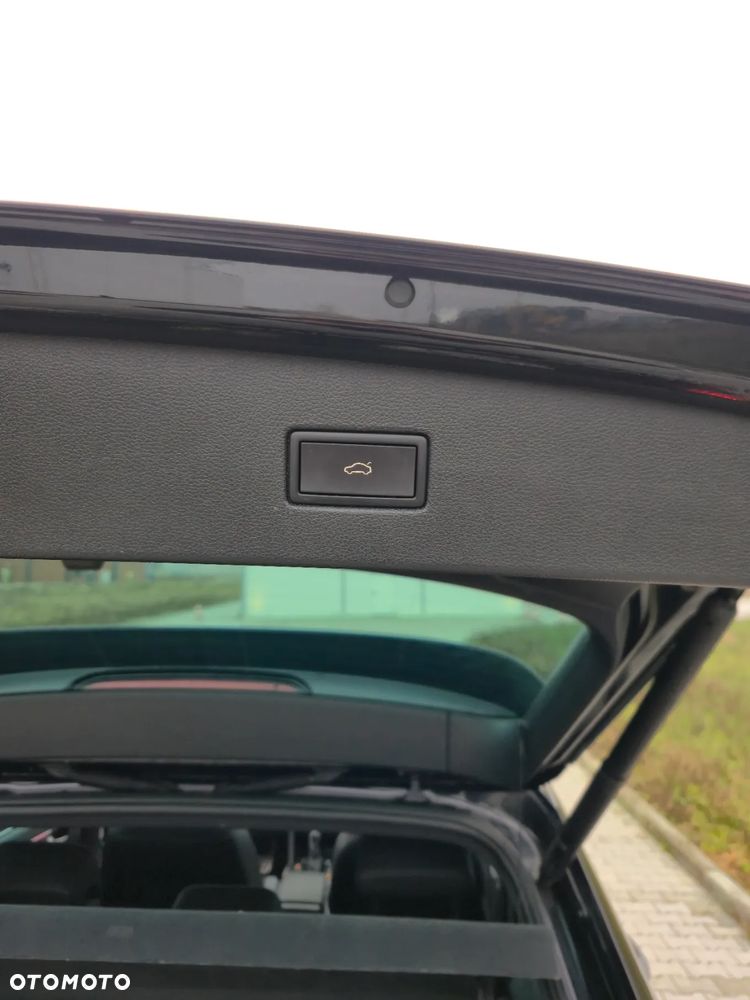 Volkswagen Tiguan 2.0 TDI SCR DSG R-Line - 22