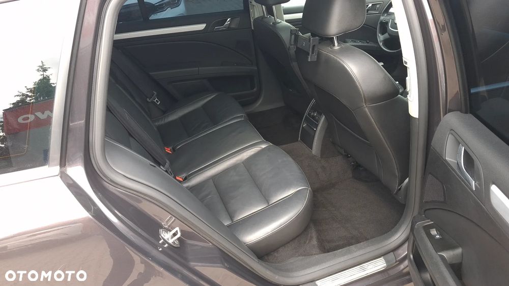 Skoda Superb 1.8 TSI 4x4 Elegance - 26