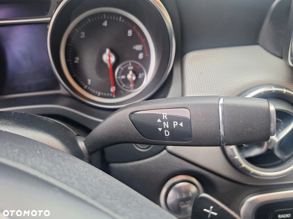 Mercedes-Benz CLA 200 (CDI) d 7G-DCT - 16