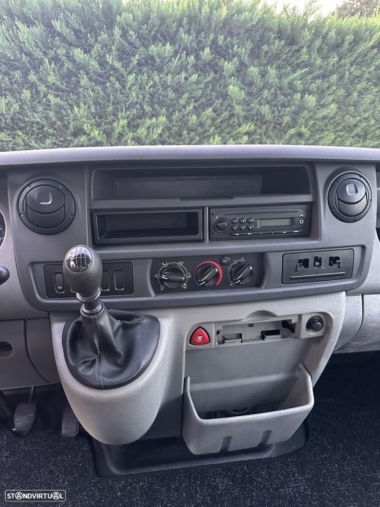 Renault Master 2.5 dCi L3 3.5T 100 - 9