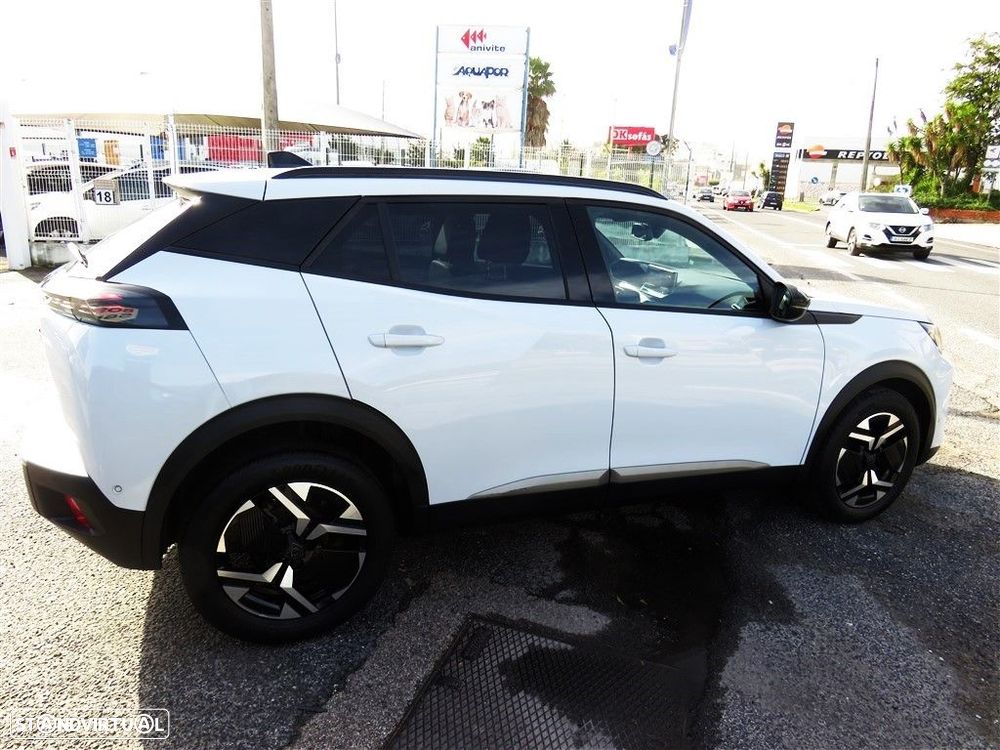 Peugeot 2008 1.2 PureTech Allure Pack - 9