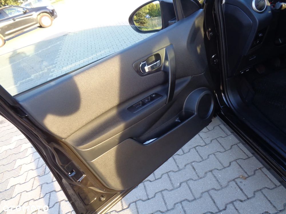 Nissan Qashqai 1.6 Tekna - 26