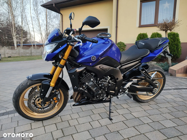 Yamaha FZ8