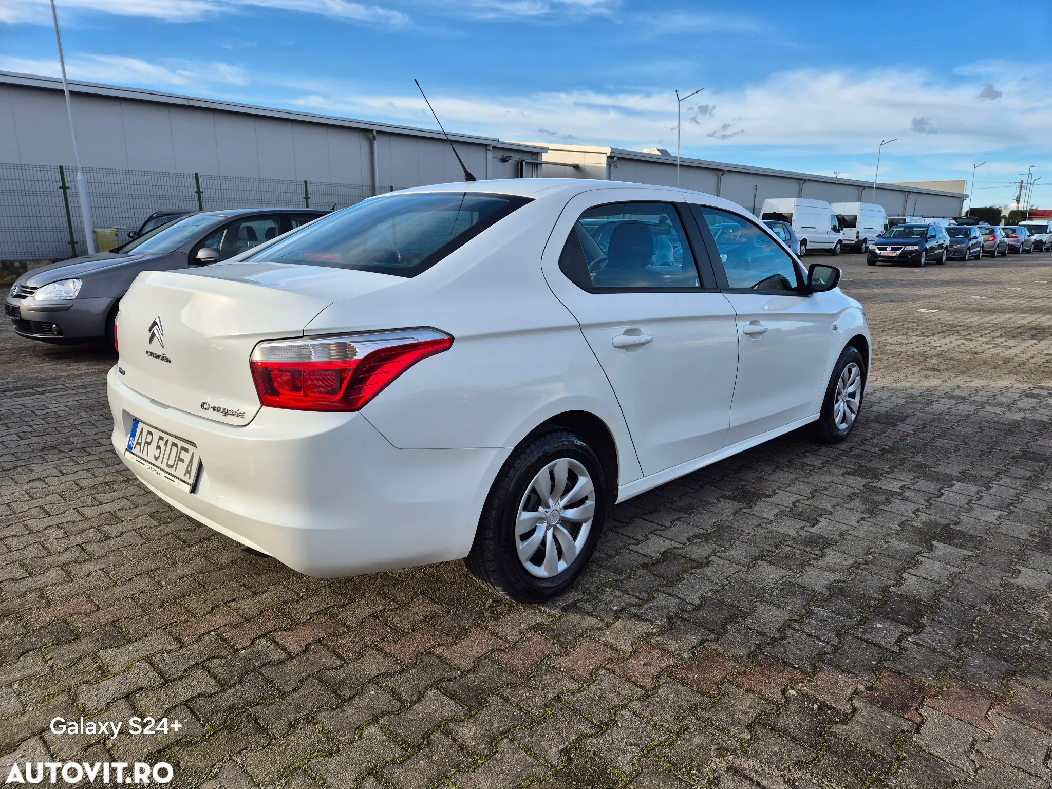 Citroën C-Elysée 1.6 BlueHDi BVM Live - 4