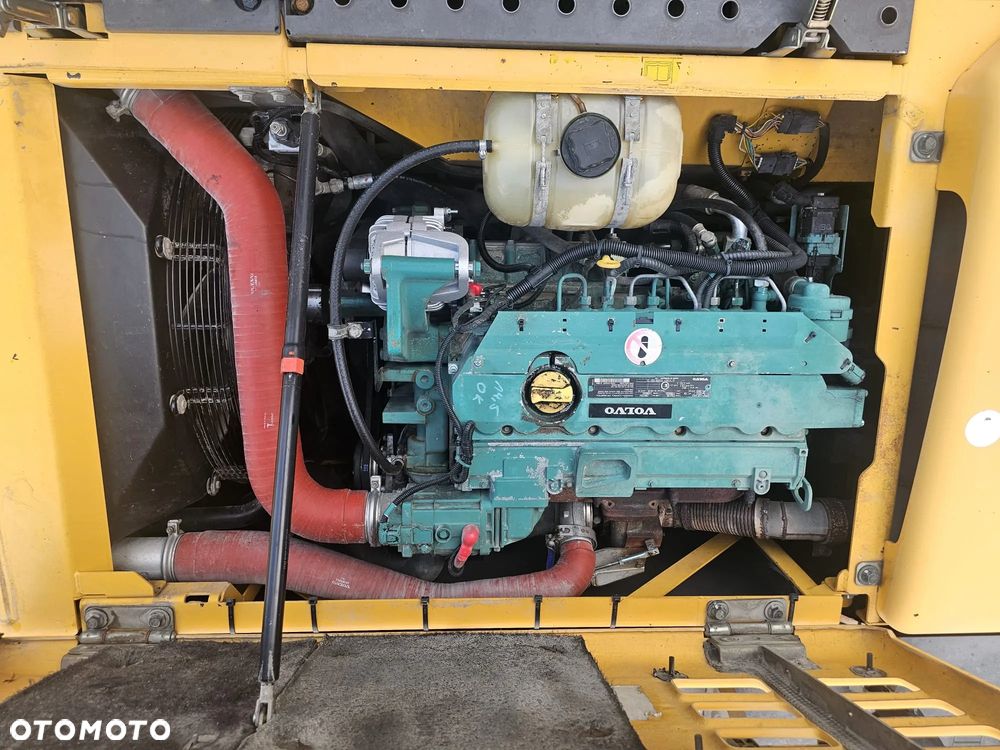 Volvo EW 140 C - 17