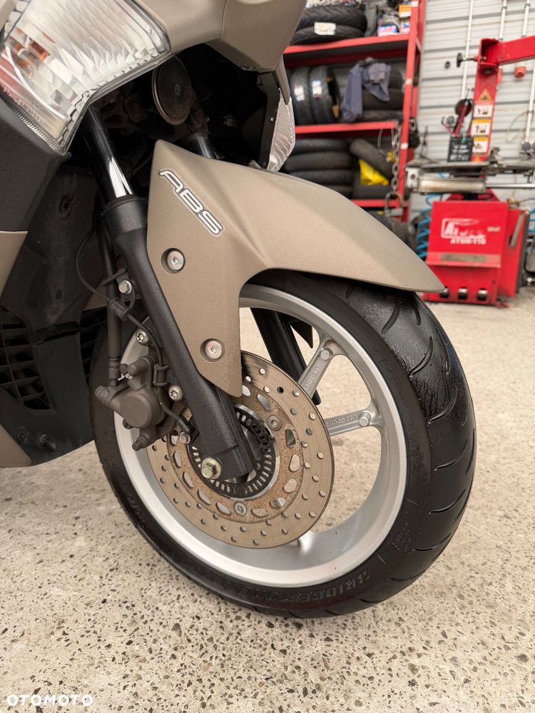 Yamaha NMAX - 9