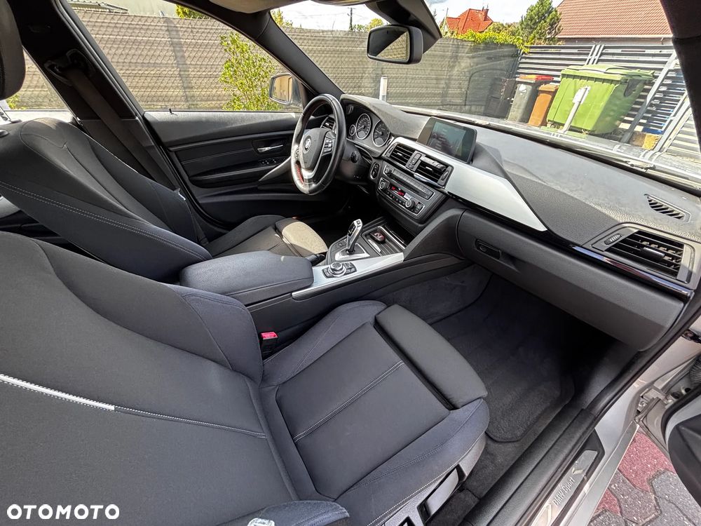BMW Seria 3 328i Sport-Aut - 13
