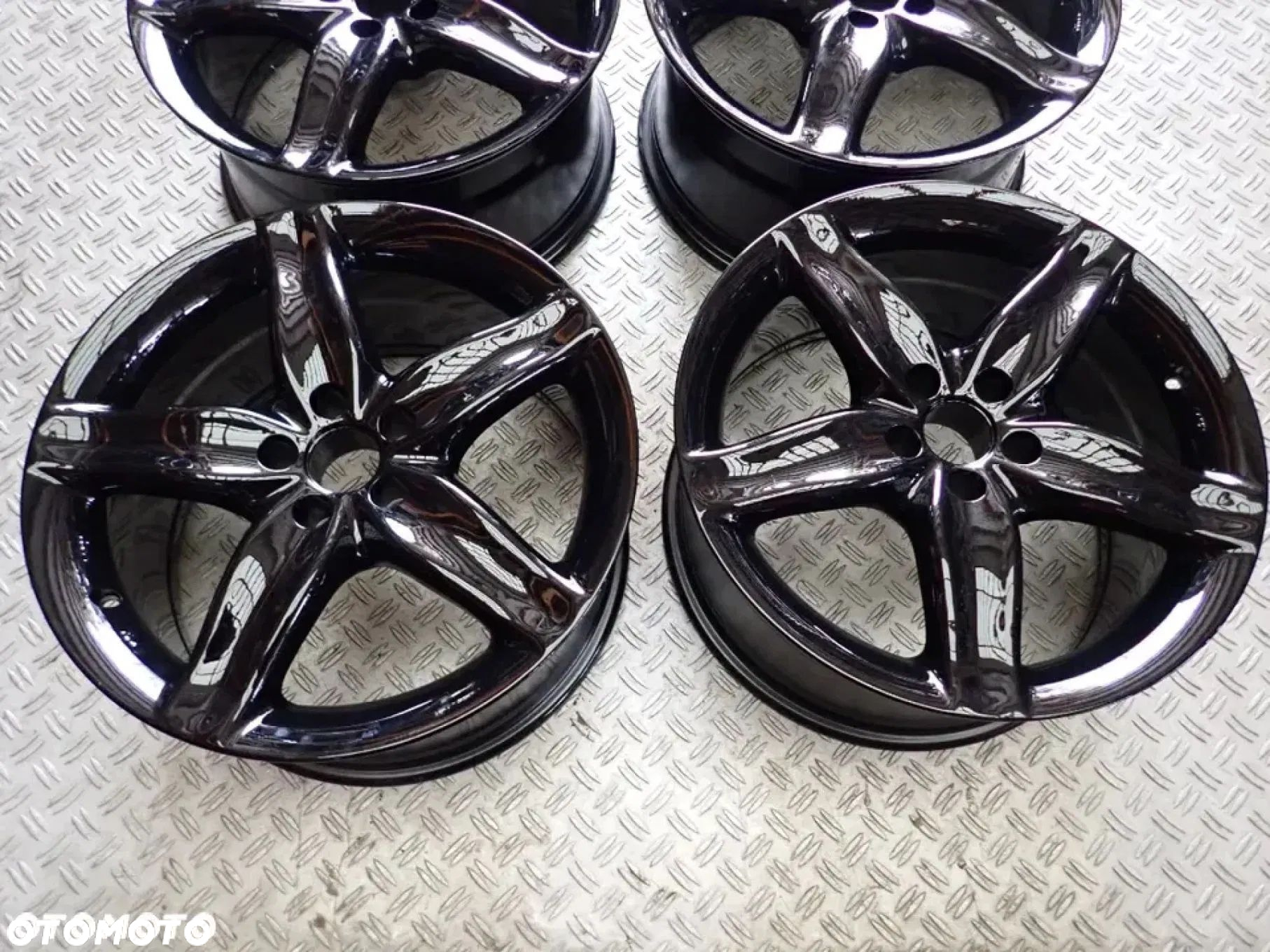 FELGI ALUMINIOWE SKODA FABIA II RS 5X100 8.5JX17 CZARNY POŁYSK - 2