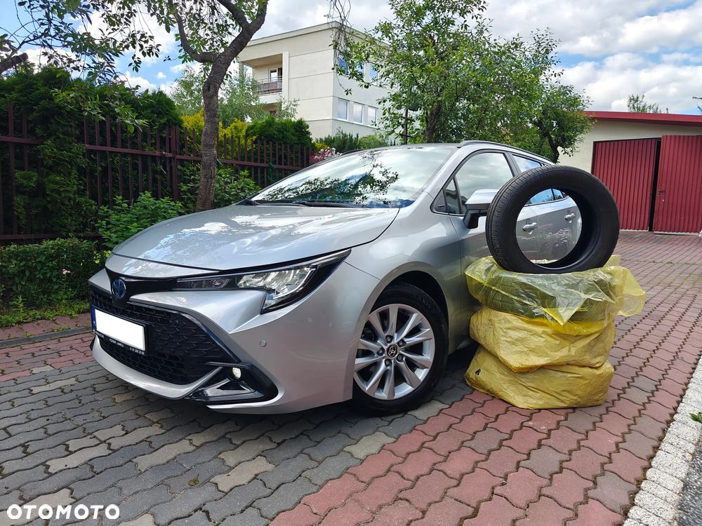 Toyota Corolla 1.8 Hybrid Comfort - 1