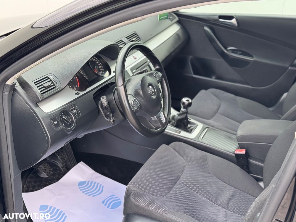 Volkswagen Passat Variant 1.6 TDI BlueMotion - 7