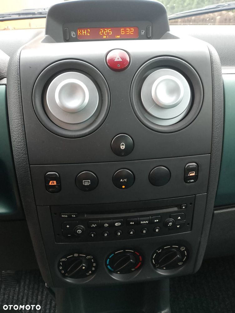 Citroën Berlingo 1.6i Pakiet Plus - 20