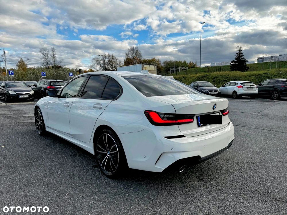 BMW Seria 3 320d xDrive M Sport Shadow - 4