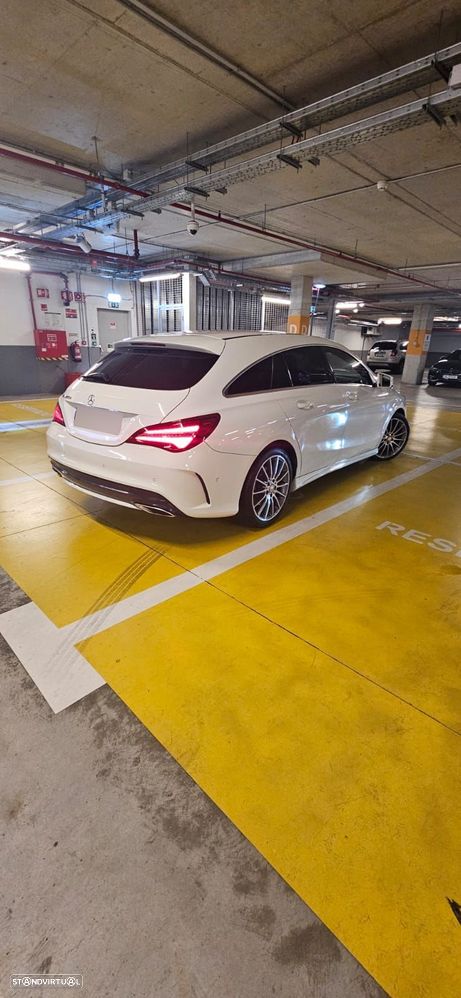 Mercedes-Benz CLA 200 d Shooting Brake AMG Line - 28