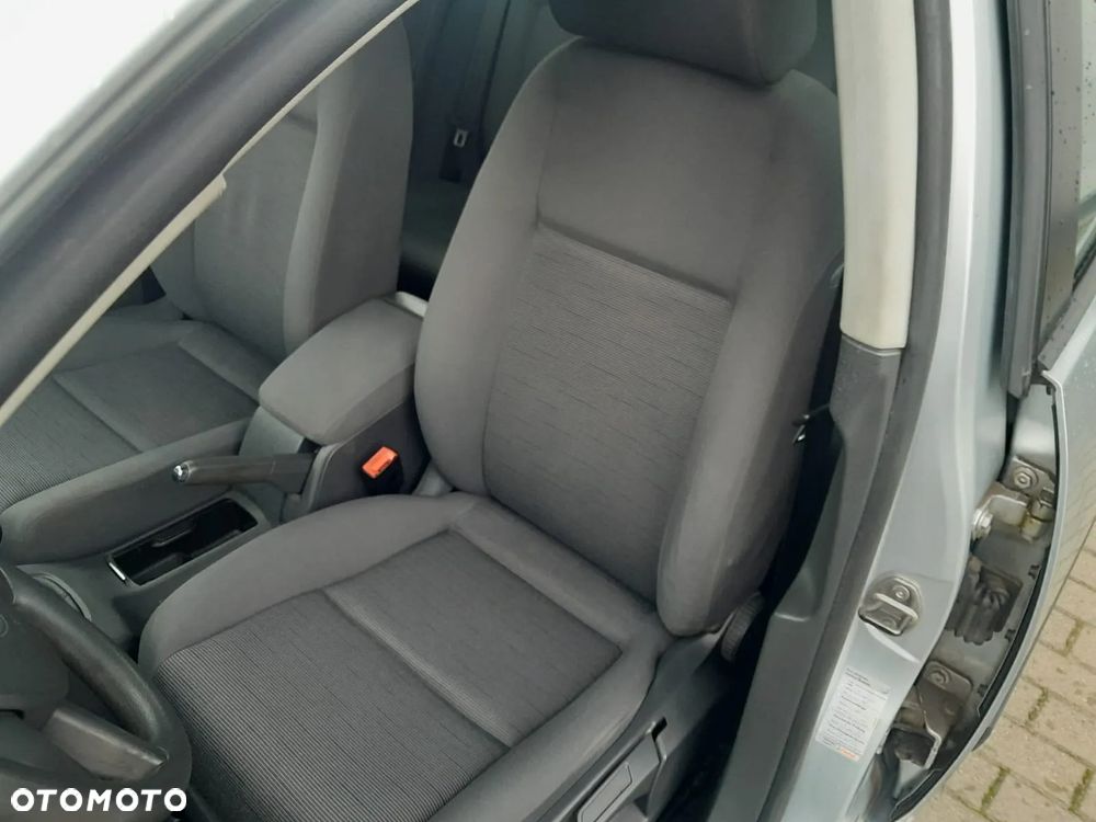 Volkswagen Golf 1.6 Edition - 15