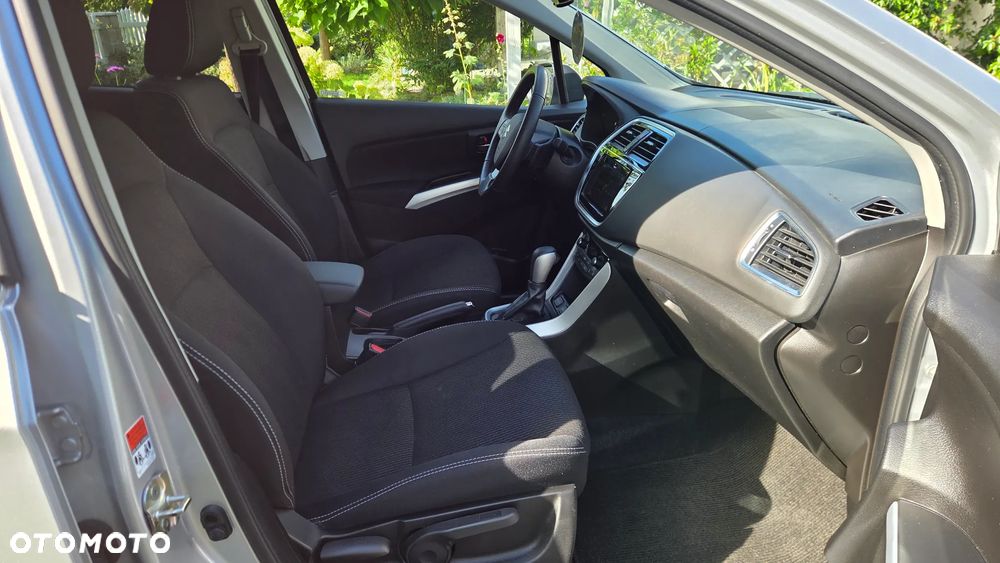 Suzuki SX4 S-Cross 1.4 SHVS Premium - 16