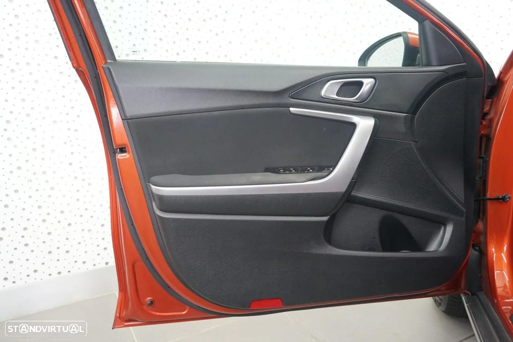 Kia XCeed 1.0 T-GDI Dynamic - 18