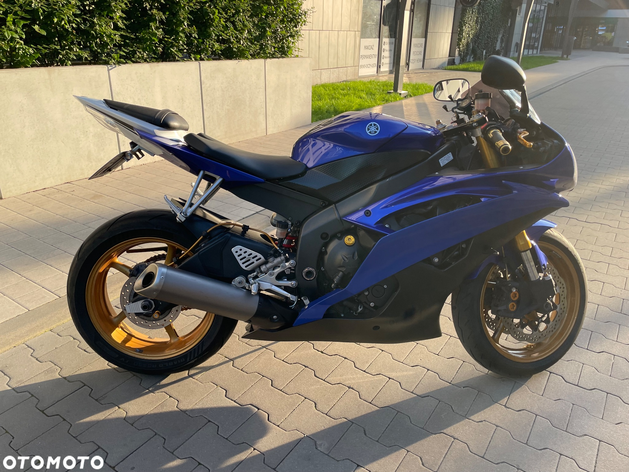 Yamaha R6 - 7