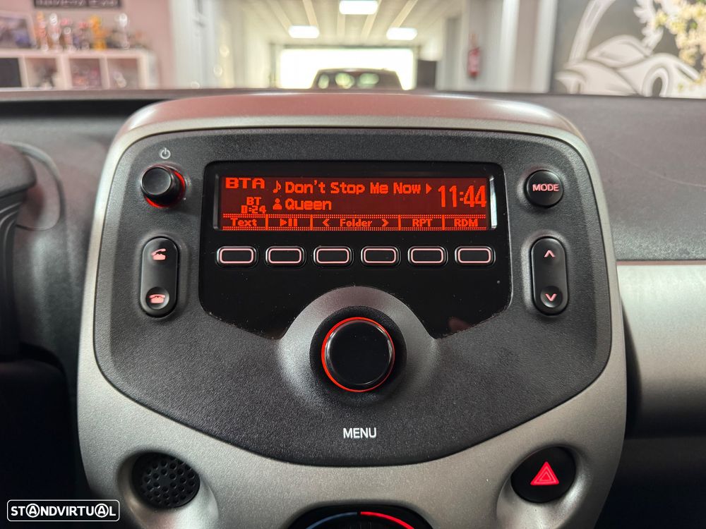 Toyota Aygo 1.0 X-Play+AC - 30