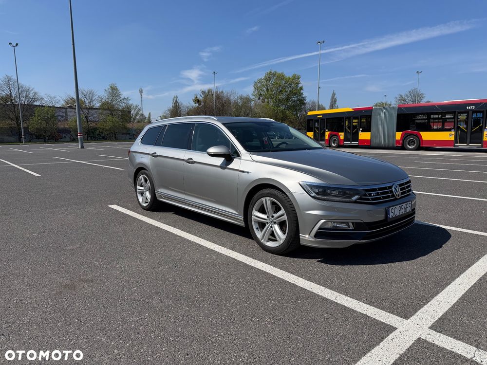 Volkswagen Passat 2.0 TDI SCR (BlueMotion Technology) 4Motion Highline - 1
