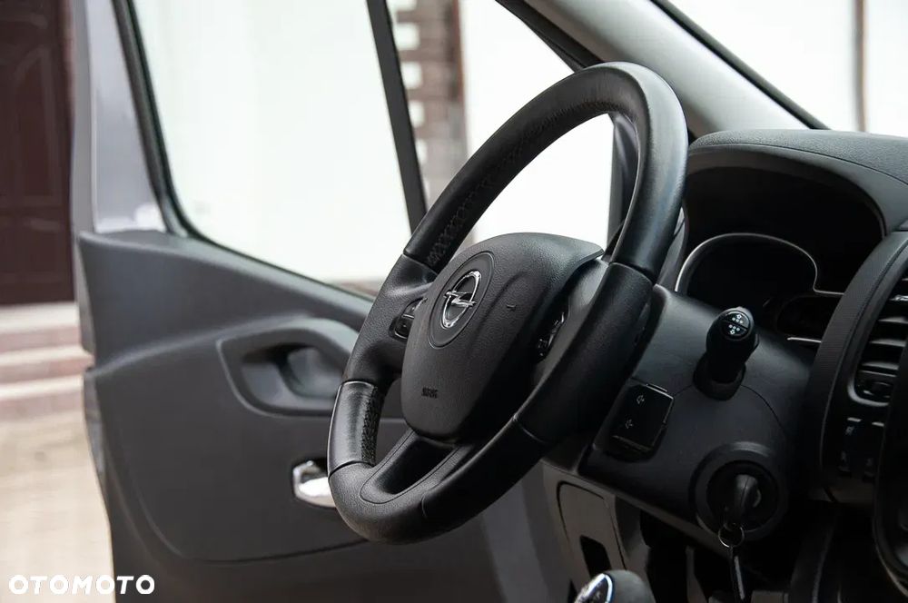 Opel Vivaro L1H1 S&S Tourer - 32