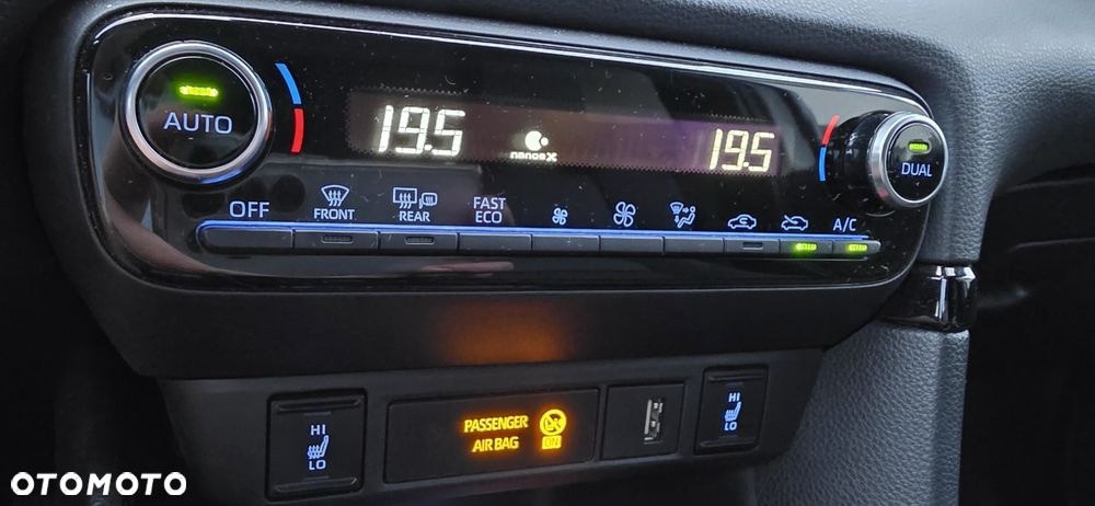 Toyota Yaris - 13