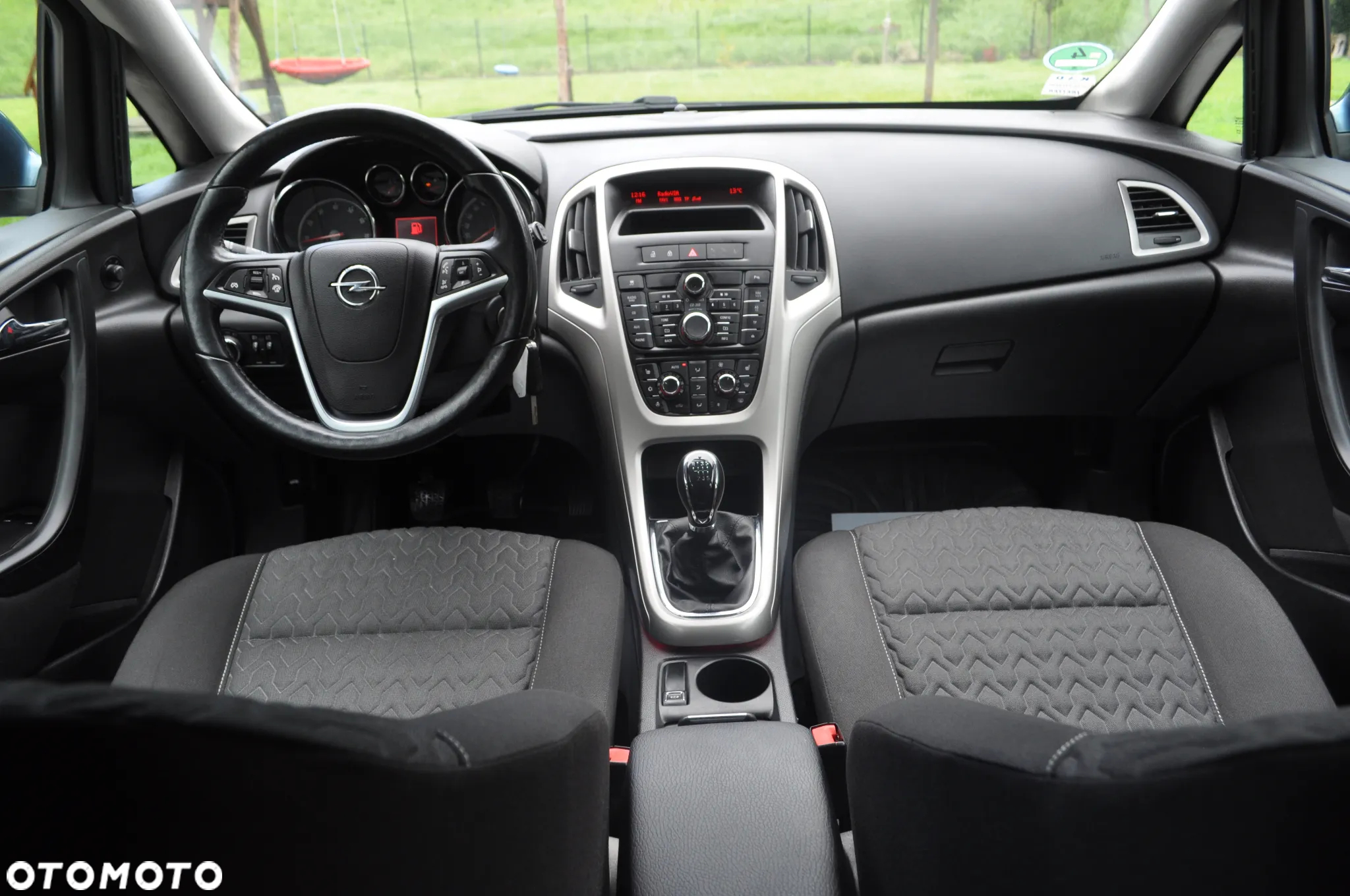 Opel Astra 1.4 Turbo Color Edition - 29