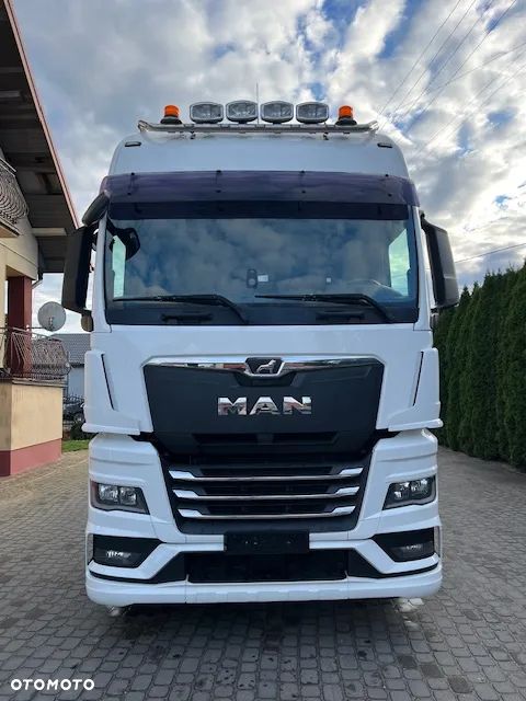 MAN - 2