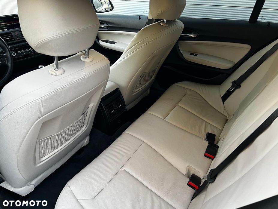 BMW Seria 1 118i Urban Line - 15