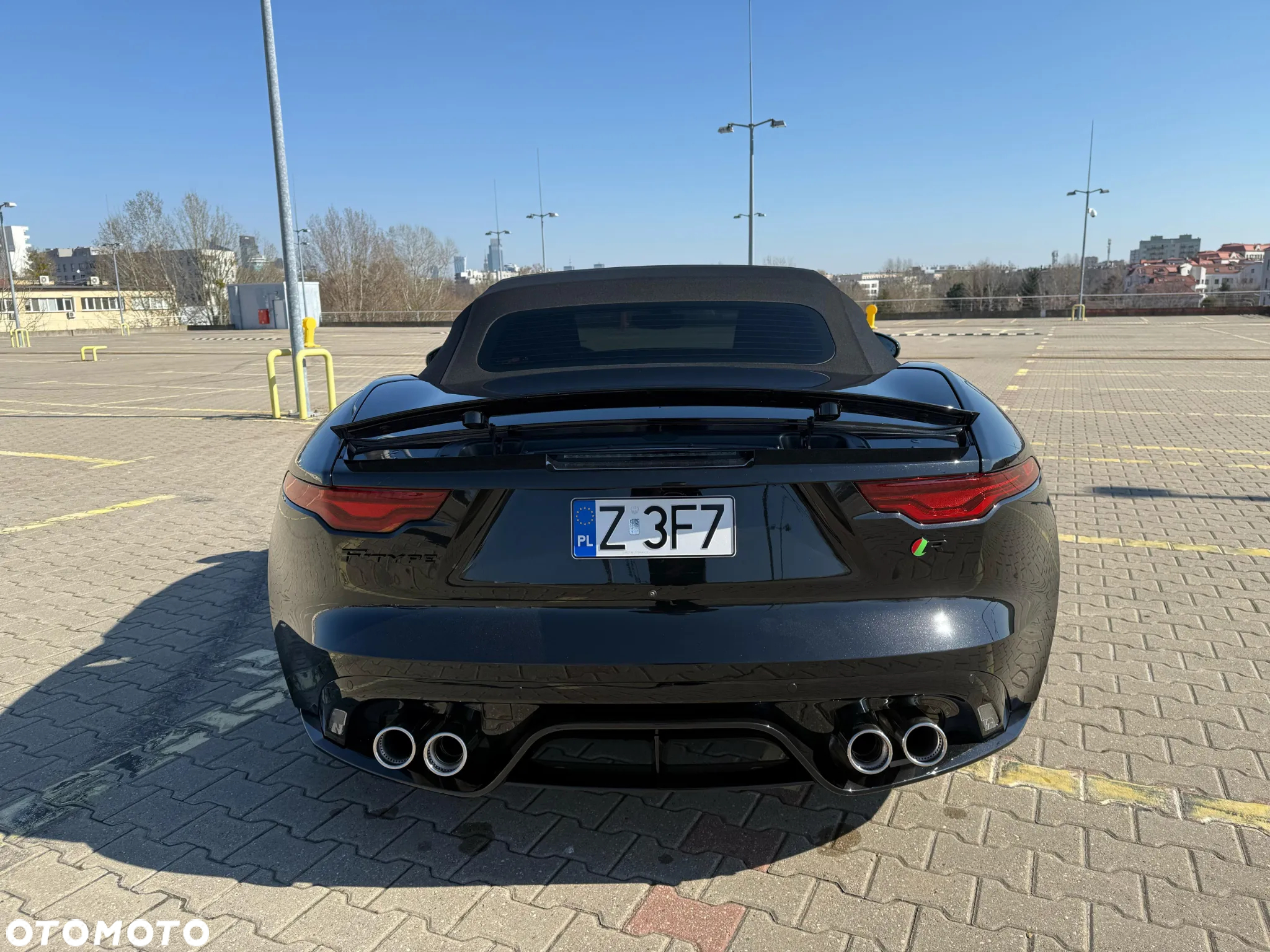 Jaguar F-Type Cabriolet P575 AWD R - 7