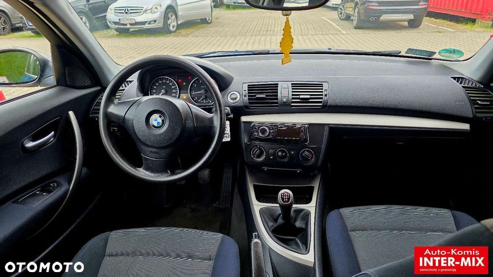 BMW Seria 1 - 32