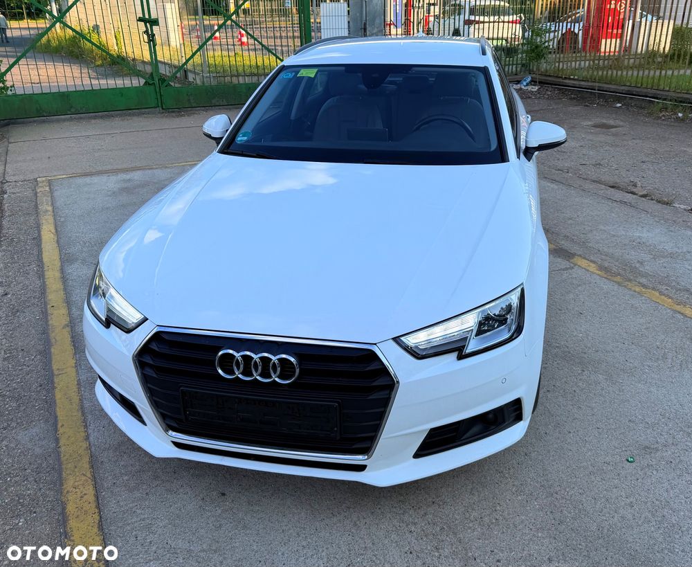Audi A4 Avant 2.0 TDI DPF multitronic Attraction - 1
