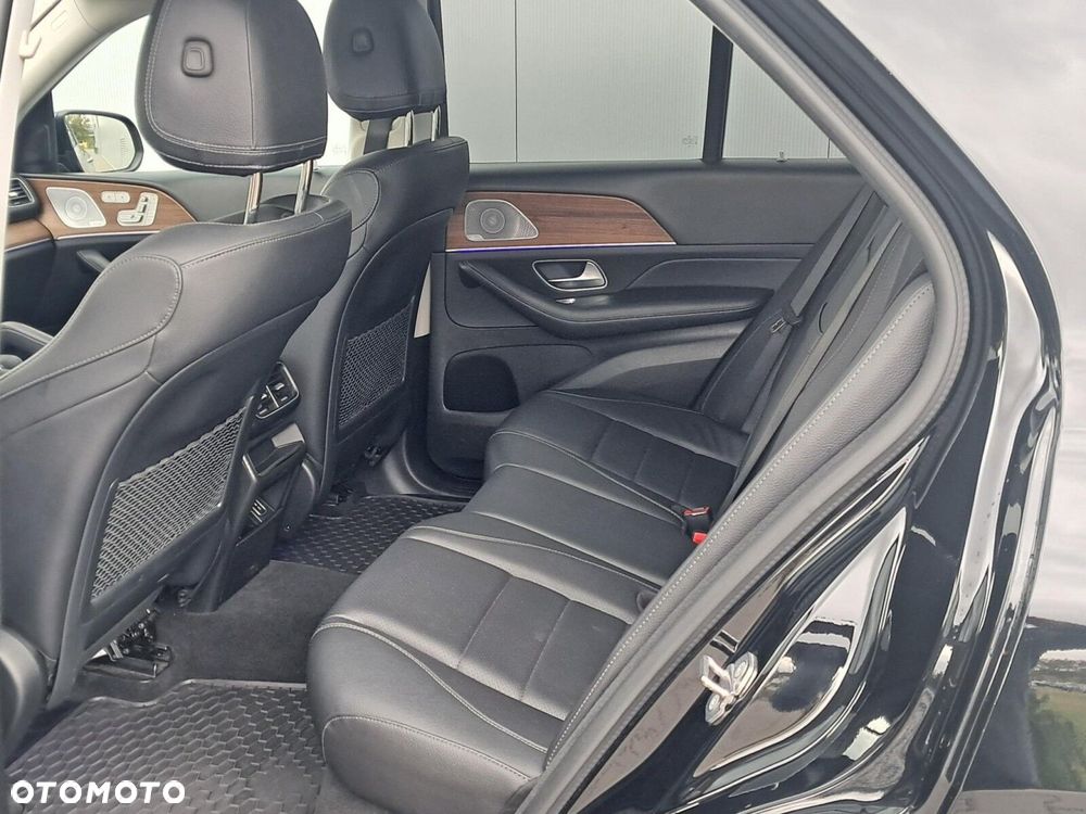 Mercedes-Benz GLE - 21