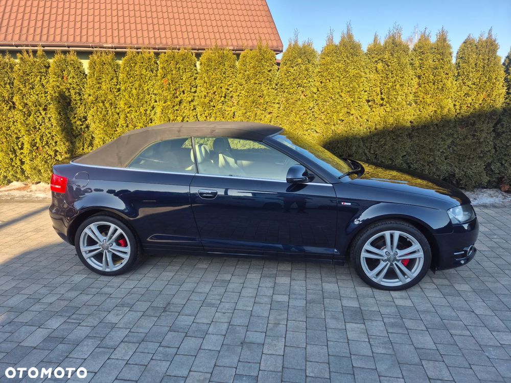 Audi A3 Cabrio 2.0 TDI DPF Ambition - 4