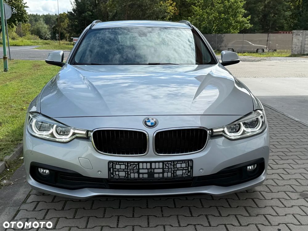 BMW Seria 3 318d - 2