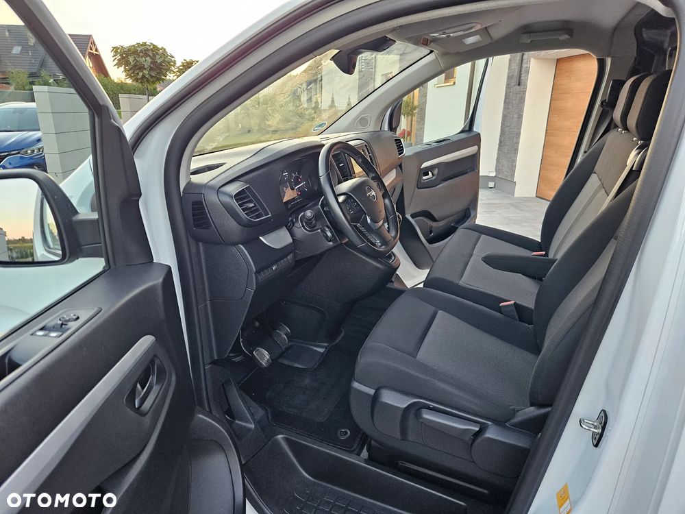 Opel Vivaro - 19
