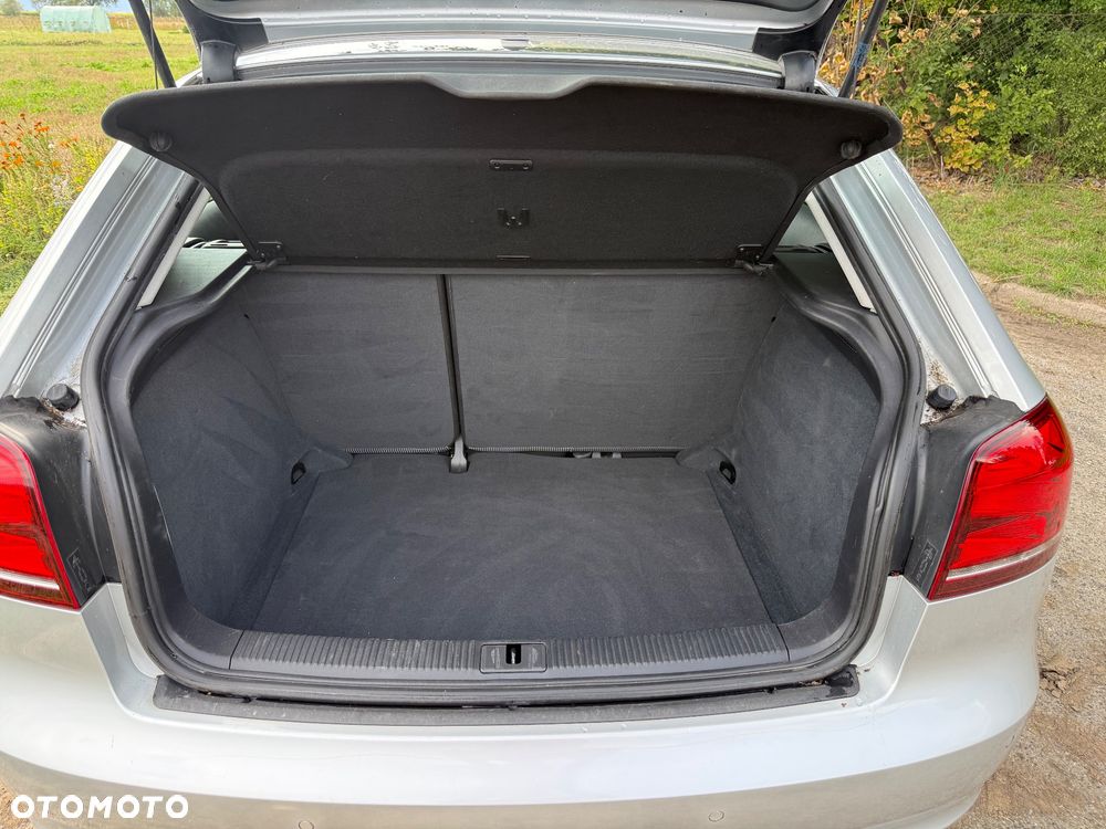Audi A3 3-drzwiowe 2.0 TDI DPF Ambiente - 12