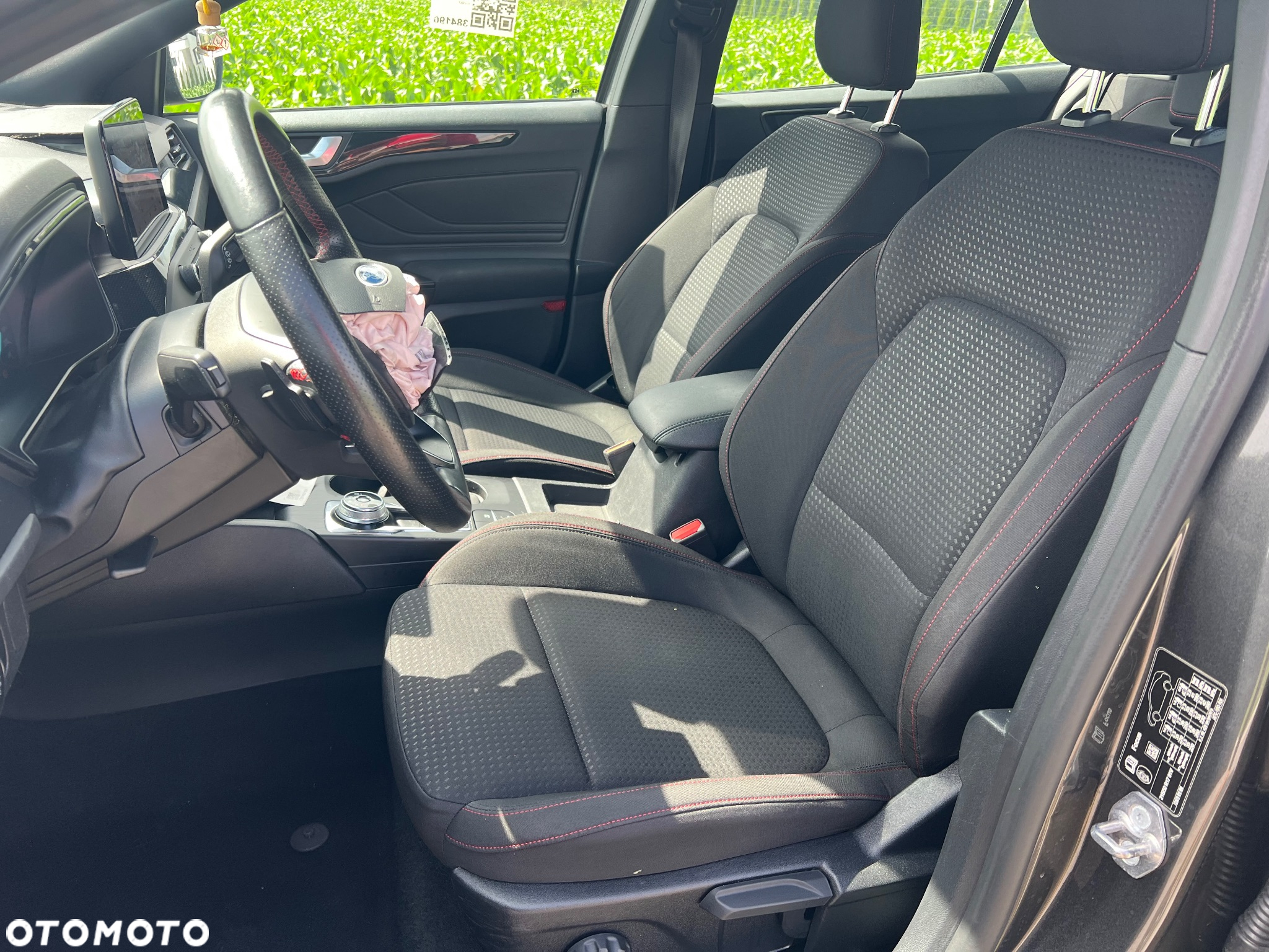 Ford Focus 1.5 EcoBlue Start-Stopp-System ST-LINE DESIGN - 13