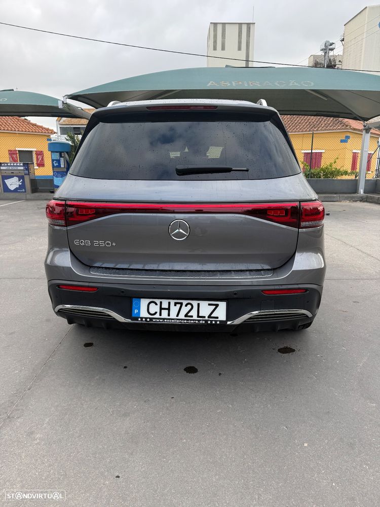 Mercedes-Benz EQB 250+ AMG Line - 7