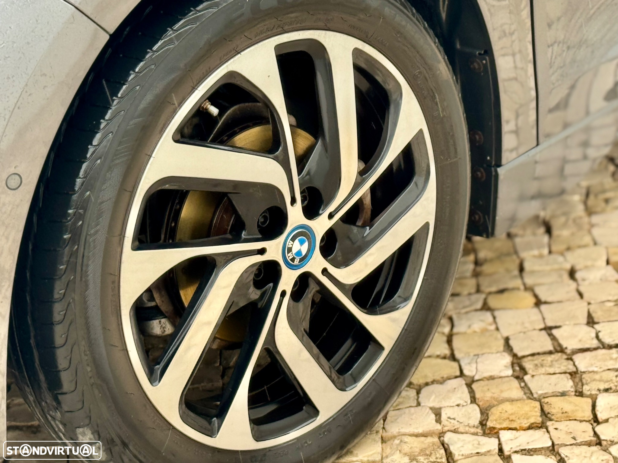 BMW i3 120Ah - 10