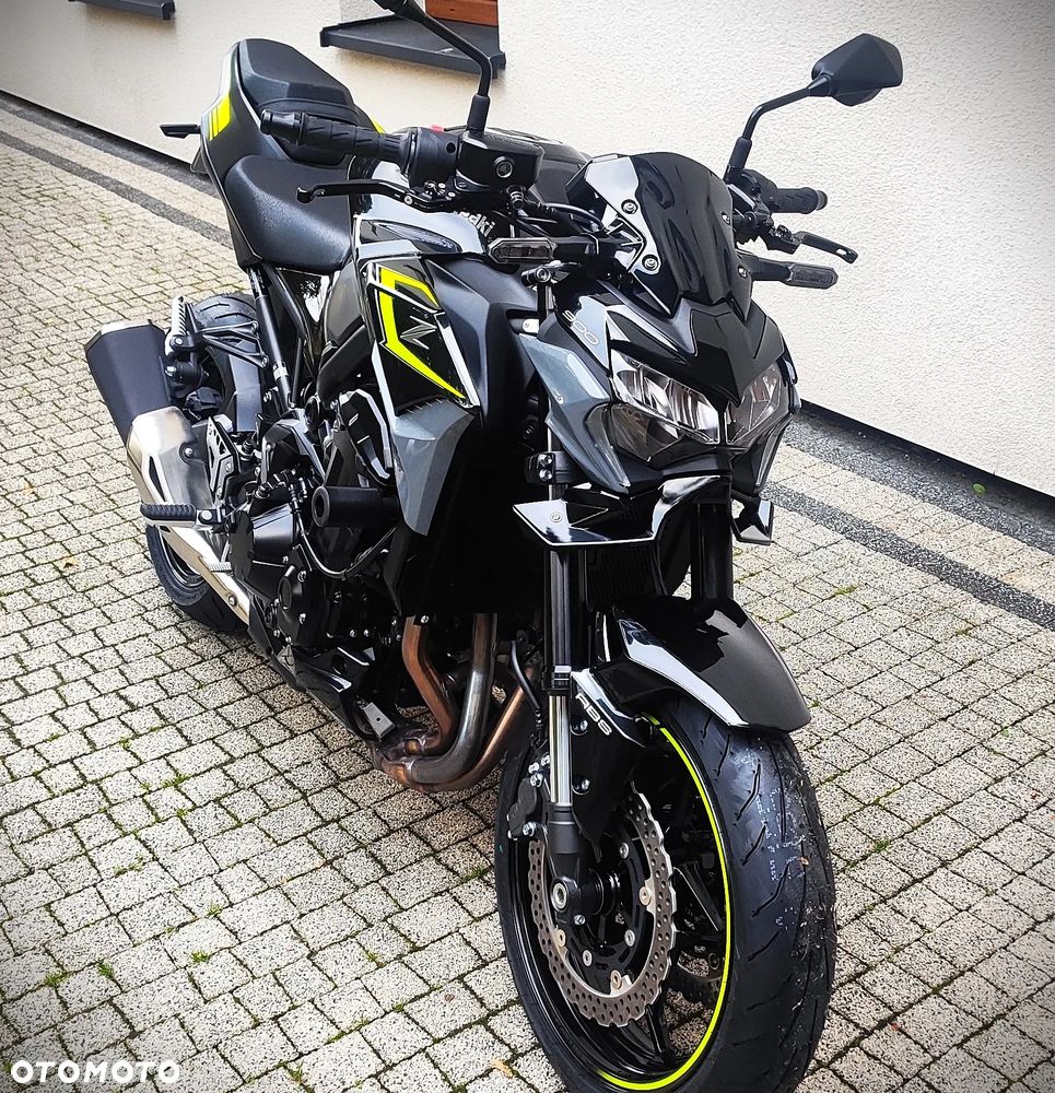 Kawasaki Z 900 - 8