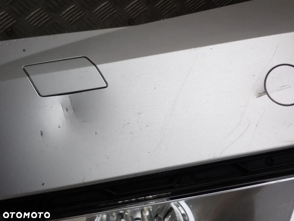 SKODA OCTAVIA III SEDAN KOD LAKIERU LA7W - ZDERZAK PRZÓD +MASKA +BŁOTNIK LEWY / PRAWY -  DRZWI LEWY /PRAWY PRZÓD /TYŁ - ZDERZAK TYŁ - 6