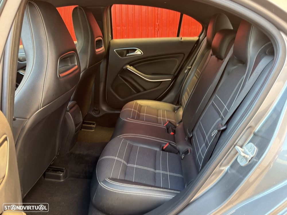 Mercedes-Benz A 200 - 11