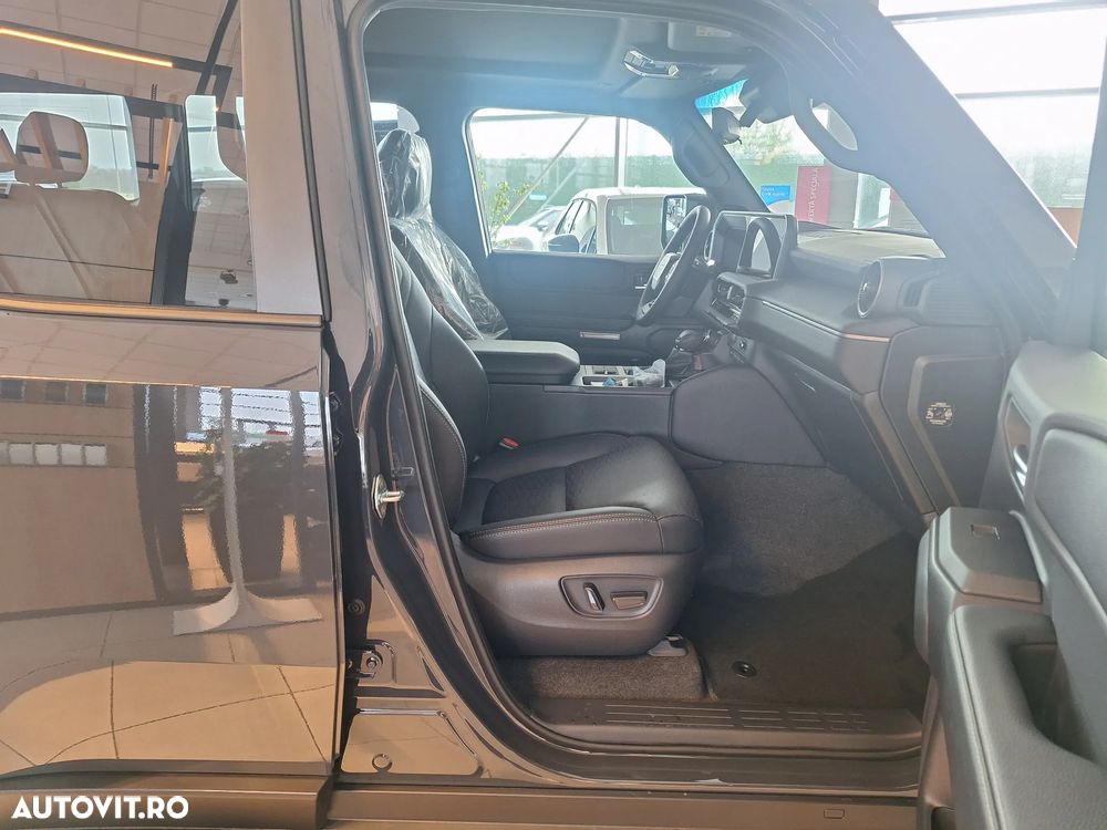 Toyota Land Cruiser 250 2.8l D-4D 204 CP MHEV A/T 7 locuri Luxury - 13
