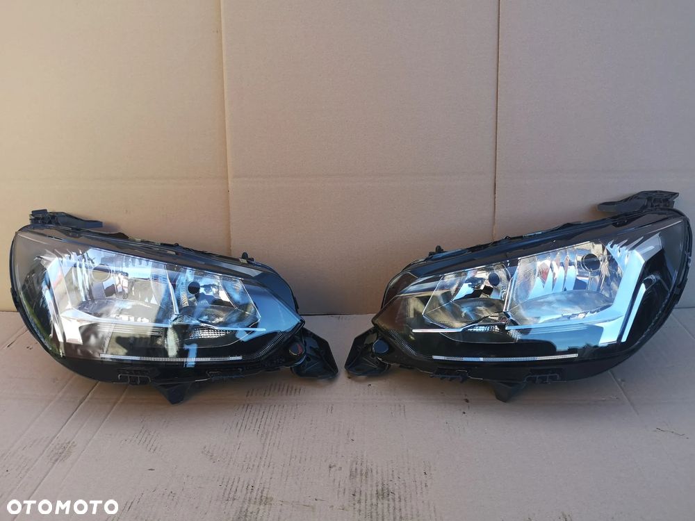 PAS PRZEDNI WZMOCNIENIE 1.2 E 1.4 PEUGEOT 208 2008 Nowy Model od 2020 - 3